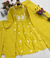 *Bandhej ethnic embroidery 3 Colour  Kurta Set